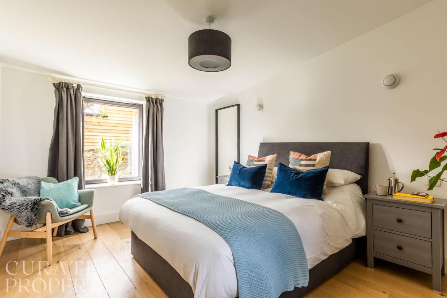 Stunning 5 Bedroom New Build With Amazing Views! Bath Extérieur photo