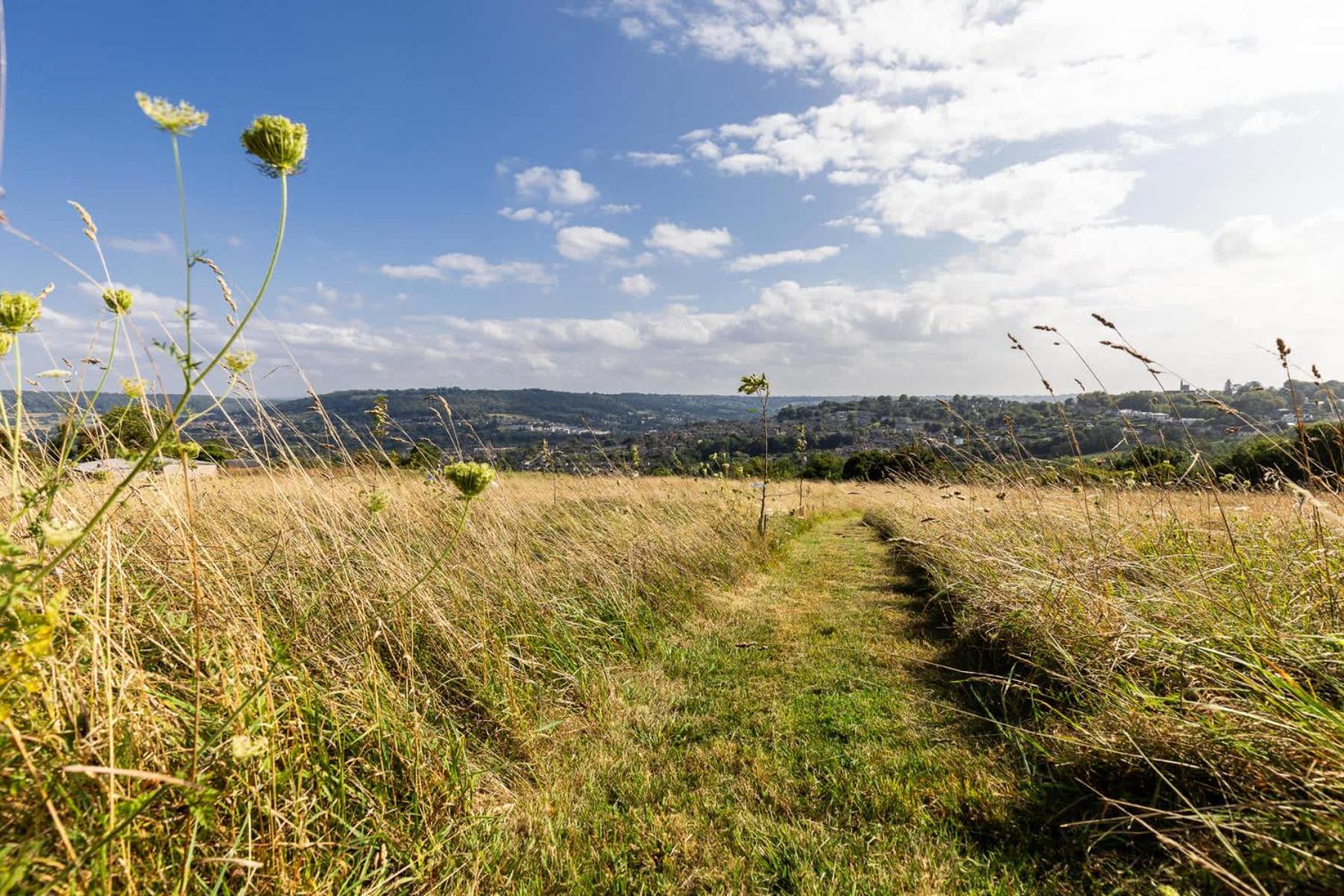 Stunning 5 Bedroom New Build With Amazing Views! Bath Extérieur photo